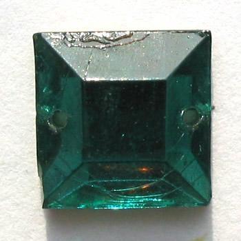 P.CUC.VETRO CARRE'10X10MM SMERALDO 312