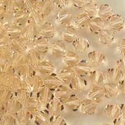 BICONO 6MM SILK                     (ART.5301 SWAROVSKI ROMBETTO)