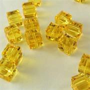 ART. 5601 CUBO SW.FORO ORIZ.6MM LIGHT TOPAZ