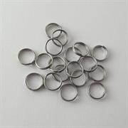 ANELLINO BRISE' INT.6MM EST.8x0,6MM IN ACCIAIO (AC003026)