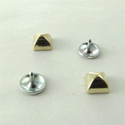 BORCHIA PIRAMIDE ORO 8MM RESINA C/RIVETTO CHIUSURA A MANO