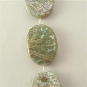 OVALE 19x25MM GRIGIO IN MADREPERLA (filo da 40 cm)