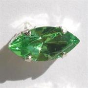 NAVETTA C/CAST.15X7MM PERIDOT